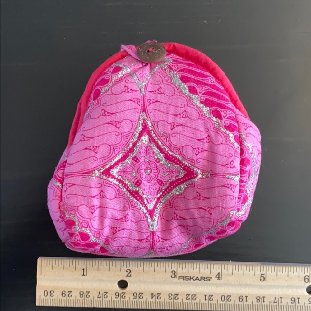 Pink trinket zip/button bag